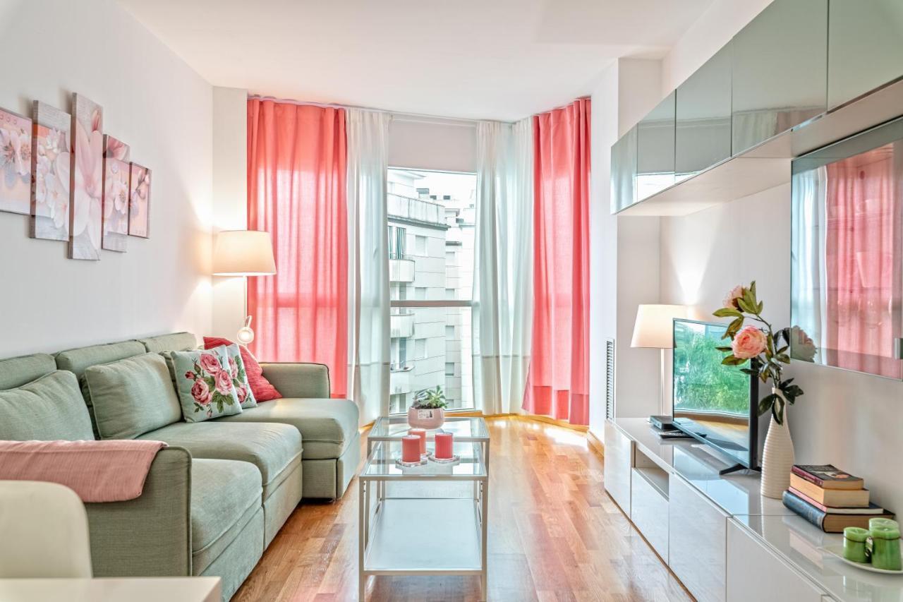 Calido Apartamento Con Piscina En Barcelona Ripollet Exterior photo